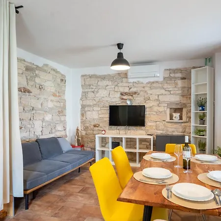 Apartament Genio *